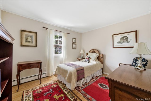 7 Great Neck Court, Huntington, NY 11743