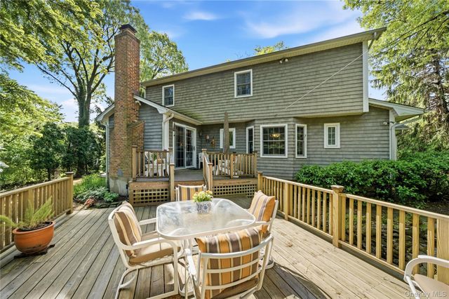 7 Great Neck Court, Huntington, NY 11743