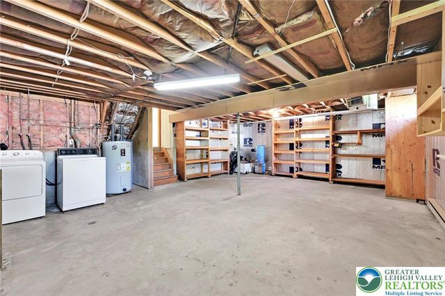 2346 Polk Valley Road, Lower Saucon Twp, PA 18055
