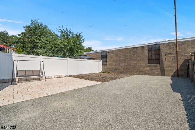 4 Gillies St, Clifton City, NJ 07013