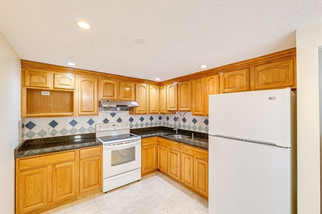 30 Revere Beach Pkwy 610, Medford, MA 02155