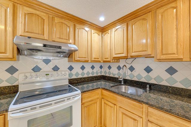 30 Revere Beach Pkwy 610, Medford, MA 02155