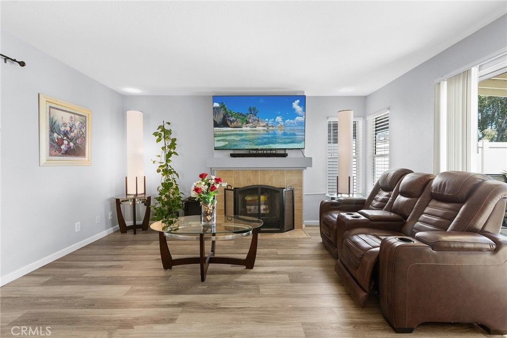 31533 Calle Los Padres, Temecula, CA 92592 — photo 5