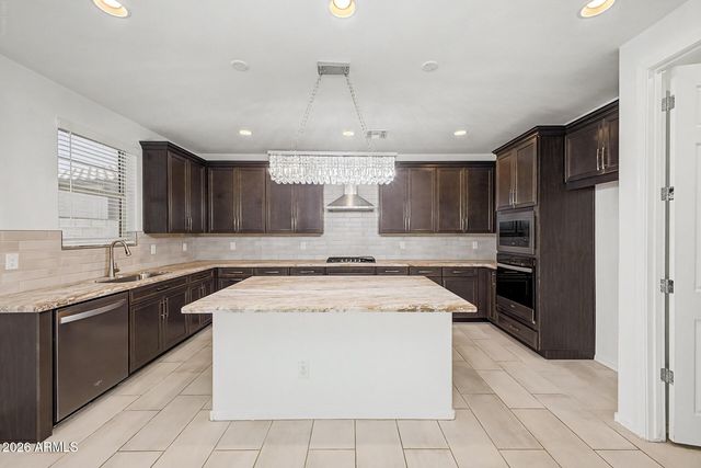 11983 S 173RD Lane, Goodyear, AZ 85338