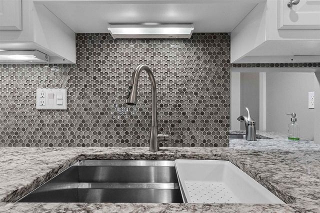 112 WEBSTER HEIGHTS DRIVE, Green Bay, WI 54301