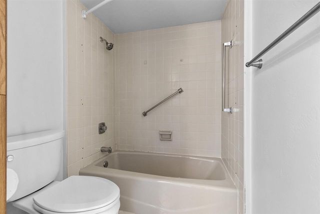 112 WEBSTER HEIGHTS DRIVE, Green Bay, WI 54301