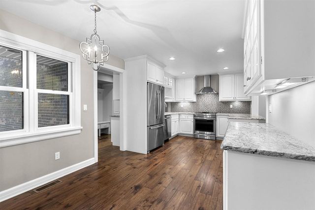 112 WEBSTER HEIGHTS DRIVE, Green Bay, WI 54301