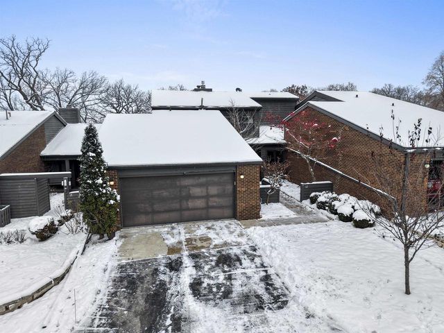 112 WEBSTER HEIGHTS DRIVE, Green Bay, WI 54301