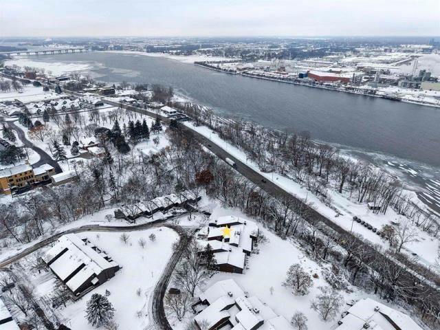 112 WEBSTER HEIGHTS DRIVE, Green Bay, WI 54301