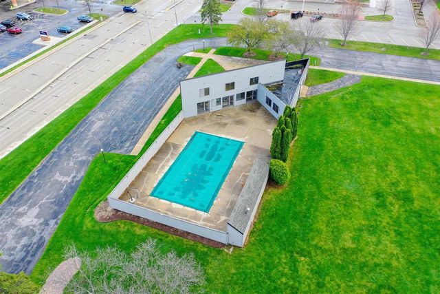 112 WEBSTER HEIGHTS DRIVE, Green Bay, WI 54301