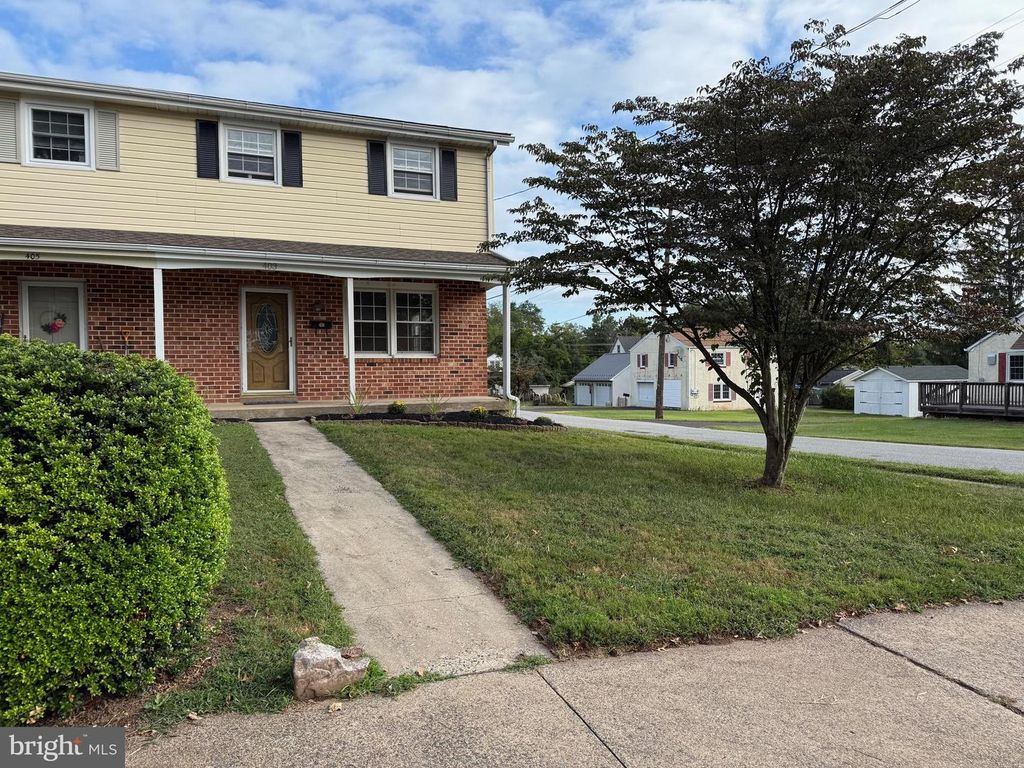 403 RIDGE AVE, Spring City, PA 19475