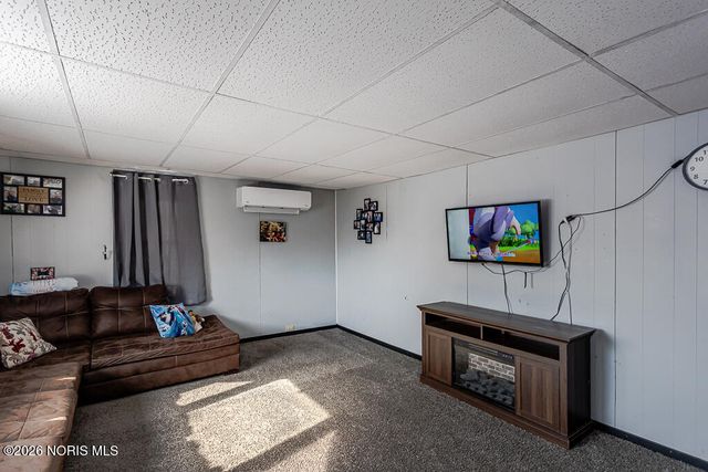 106 W Catherine Street, West Unity, OH 43570