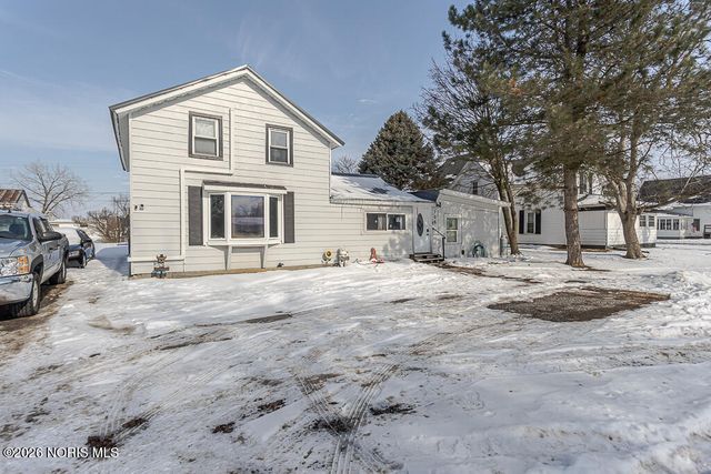 106 W Catherine Street, West Unity, OH 43570