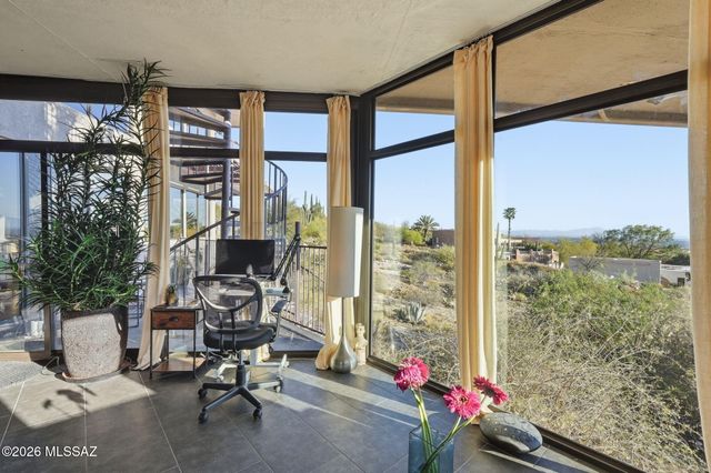 4540 E Ina Road, Tucson, AZ 85718