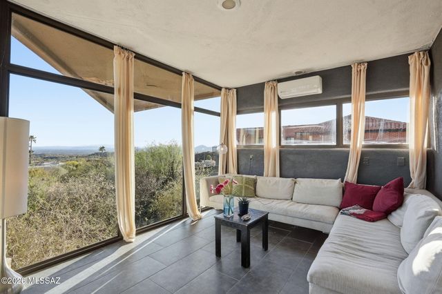 4540 E Ina Road, Tucson, AZ 85718