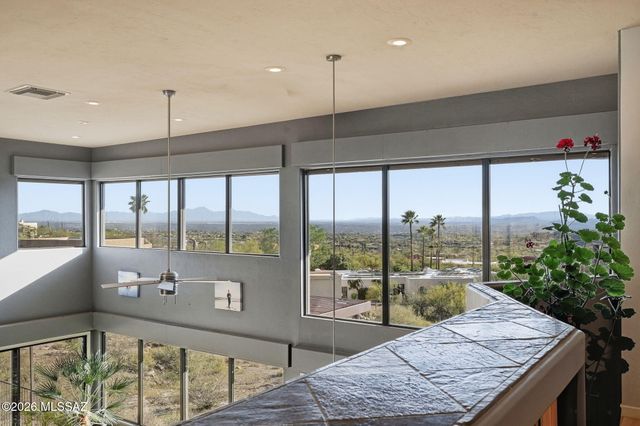 4540 E Ina Road, Tucson, AZ 85718