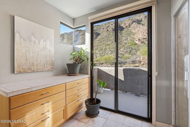 4540 E Ina Road, Tucson, AZ 85718