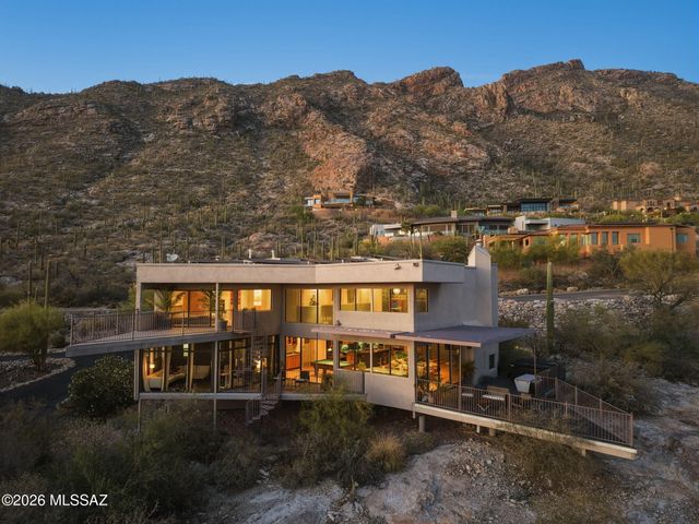 4540 E Ina Road, Tucson, AZ 85718