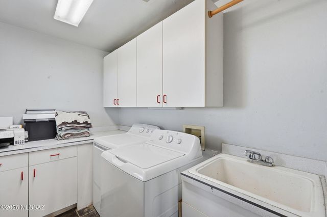 4540 E Ina Road, Tucson, AZ 85718