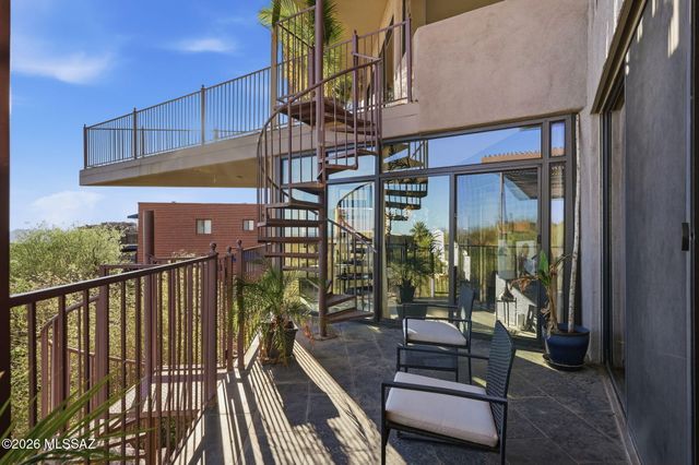 4540 E Ina Road, Tucson, AZ 85718