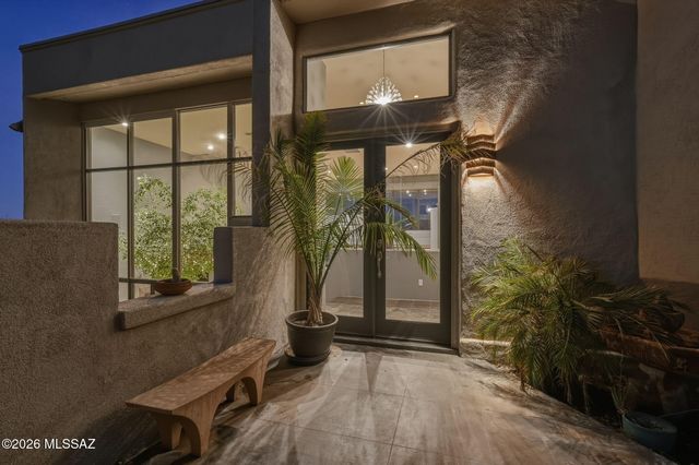 4540 E Ina Road, Tucson, AZ 85718