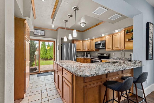414 E SPRING STREET, Appleton, WI 54911