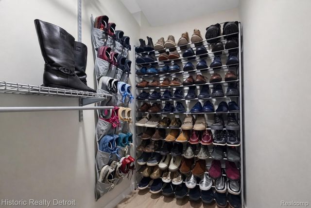 1300 E Lafayette Street E 307, Detroit, MI 48207