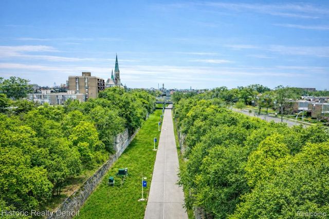 1300 E Lafayette Street E 307, Detroit, MI 48207