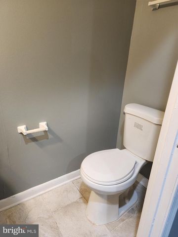 12 N KOSSUTH ST, Baltimore, MD 21229