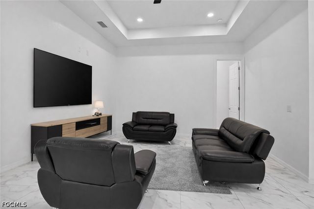 2513 69th ST W, Lehigh Acres, FL 33971