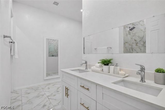 2513 69th ST W, Lehigh Acres, FL 33971