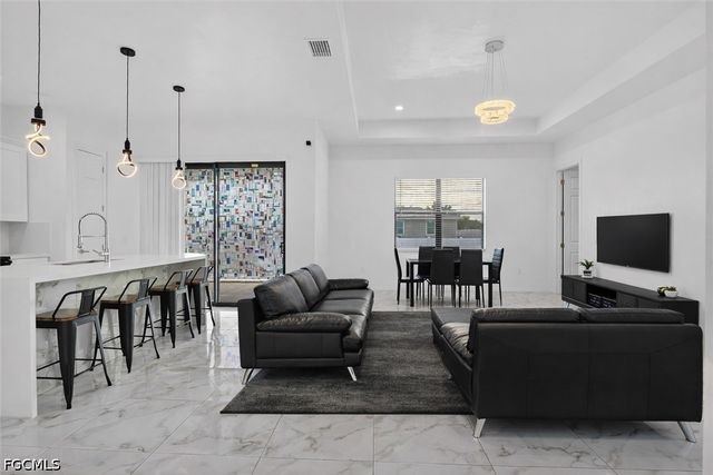 2513 69th ST W, Lehigh Acres, FL 33971