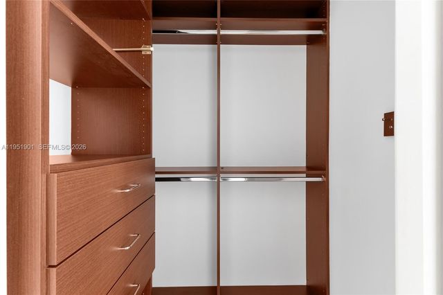 20201 E Country Club Dr 608, Aventura, FL 33180