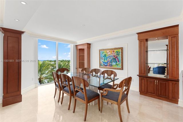 20201 E Country Club Dr 608, Aventura, FL 33180