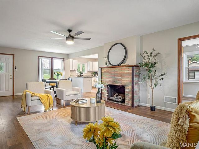 1516 Ash Street, Highland, IL 62249