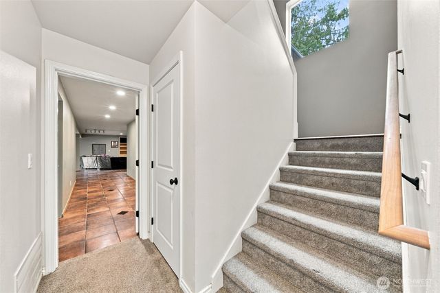 21058 Estate Drive, Mount Vernon, WA 98274