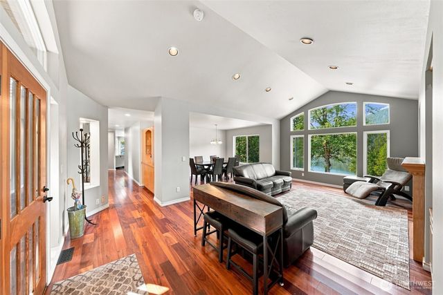 21058 Estate Drive, Mount Vernon, WA 98274