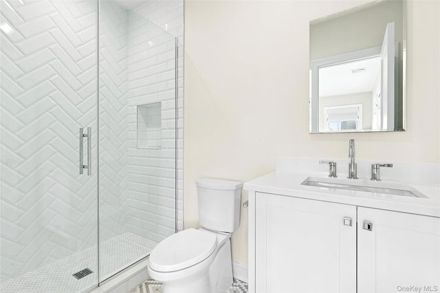 165 Oneck Lane, Westhampton Beach, NY 11978