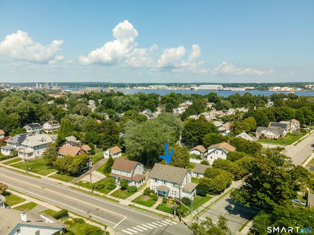 558 Ocean Avenue, New London, CT 06320