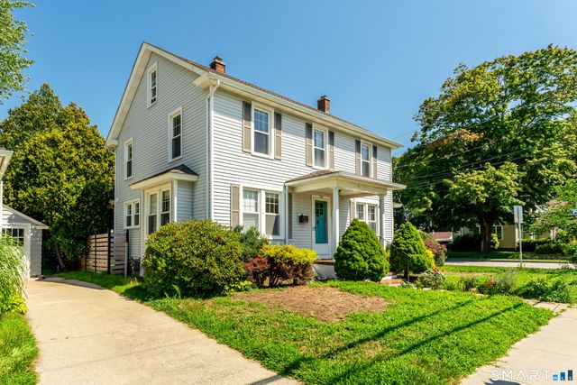 558 Ocean Avenue, New London, CT 06320