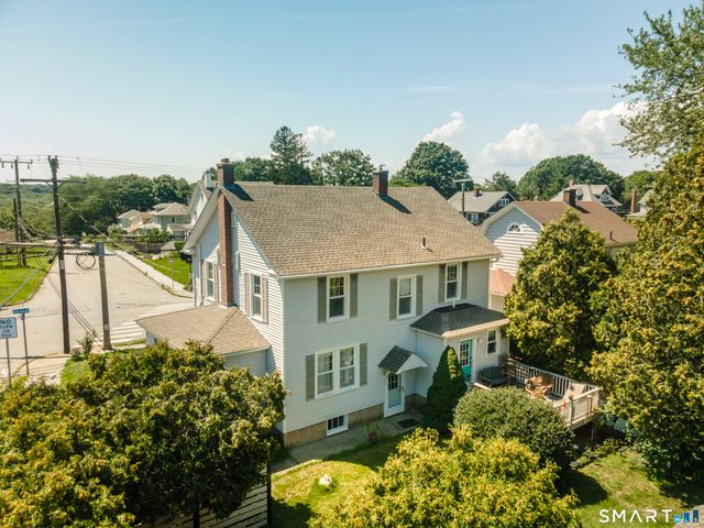 558 Ocean Avenue, New London, CT 06320