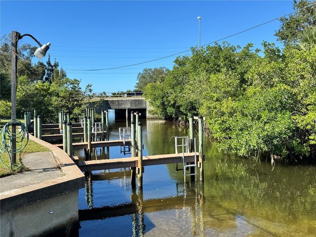 1891 ENGLEWOOD ROAD 39, Englewood, FL 34223