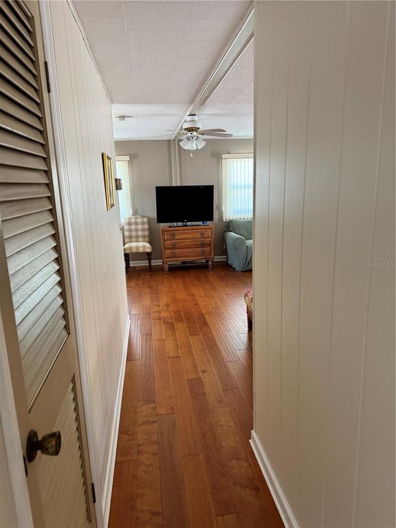 Image 11 of property listing at 1891 ENGLEWOOD ROAD 39, Englewood, FL 34223