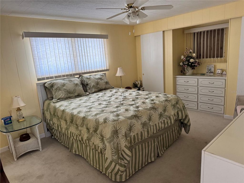 Image 17 of property listing at 1891 ENGLEWOOD ROAD 39, Englewood, FL 34223