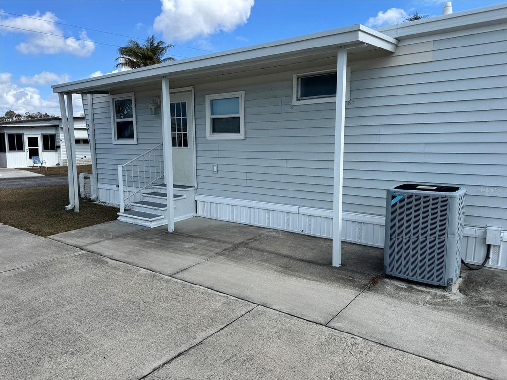 Image 35 of property listing at 1891 ENGLEWOOD ROAD 39, Englewood, FL 34223