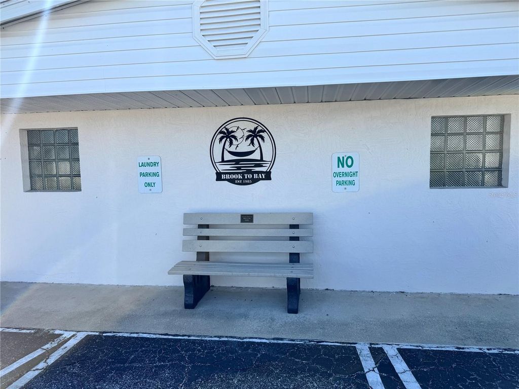 Image 40 of property listing at 1891 ENGLEWOOD ROAD 39, Englewood, FL 34223