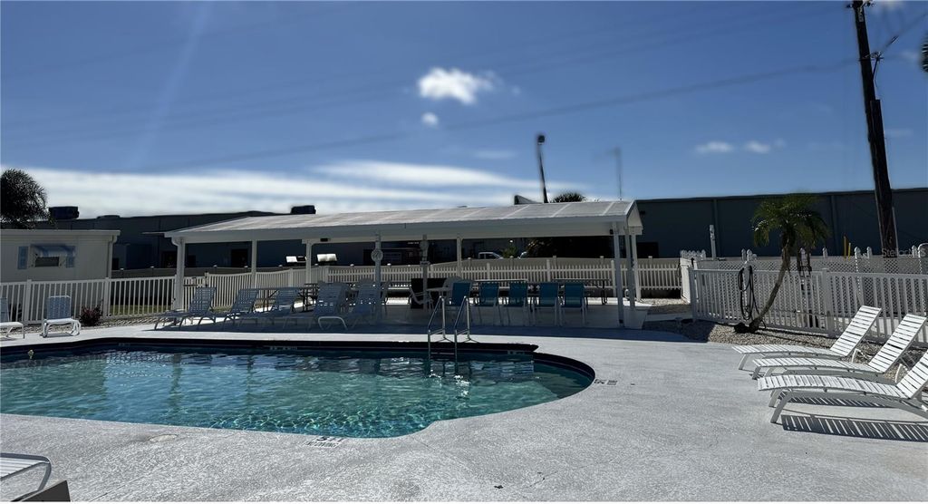 Image 41 of property listing at 1891 ENGLEWOOD ROAD 39, Englewood, FL 34223