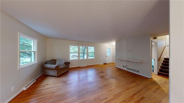 1020 S Adams Street, Nevada, MO 64772