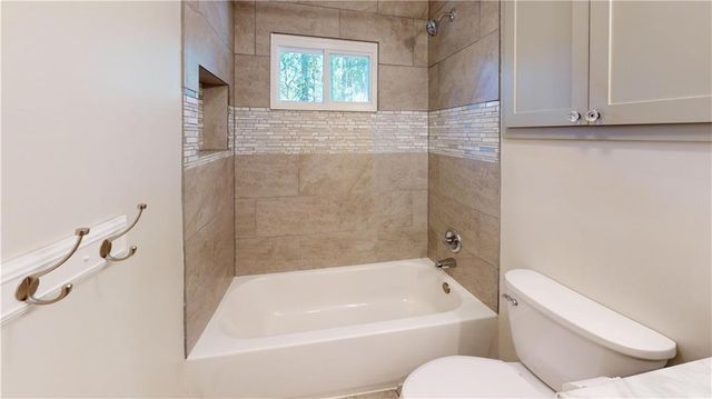 1020 S Adams Street, Nevada, MO 64772