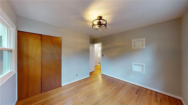 1020 S Adams Street, Nevada, MO 64772